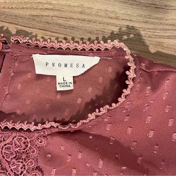 Lace Accent Blouse - Dusty Rose - size L - Picture 8 of 9